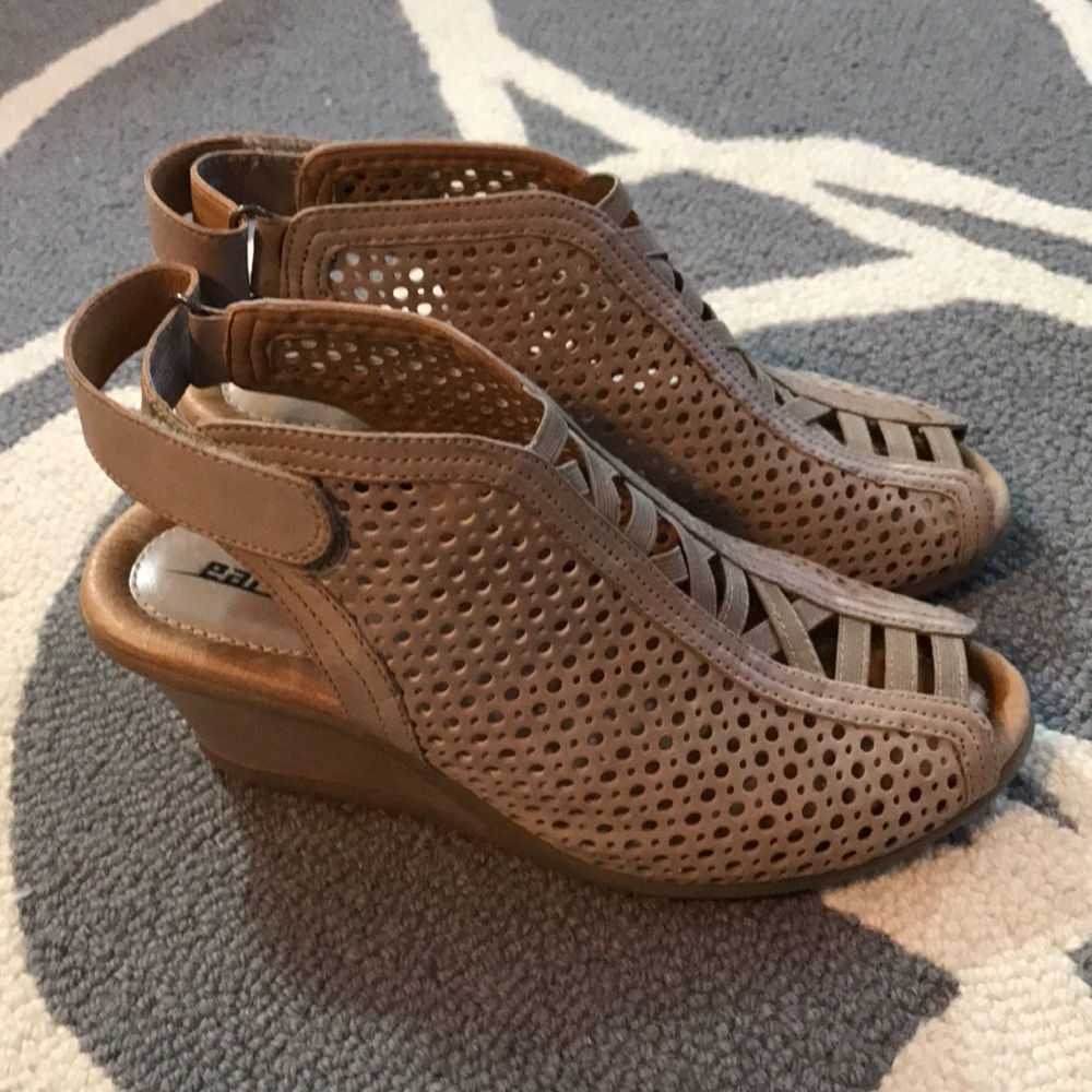 Earth Perforated Leather Wedges